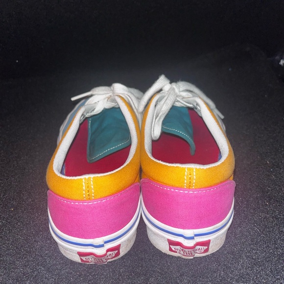 Colorblock Vans - Picture 3 of 3